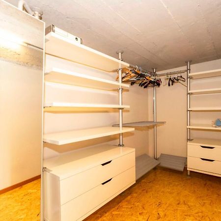 Dora Riverside Modern Apartment With Private Parking Turim Exterior foto